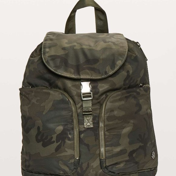 lululemon carry onward rucksack